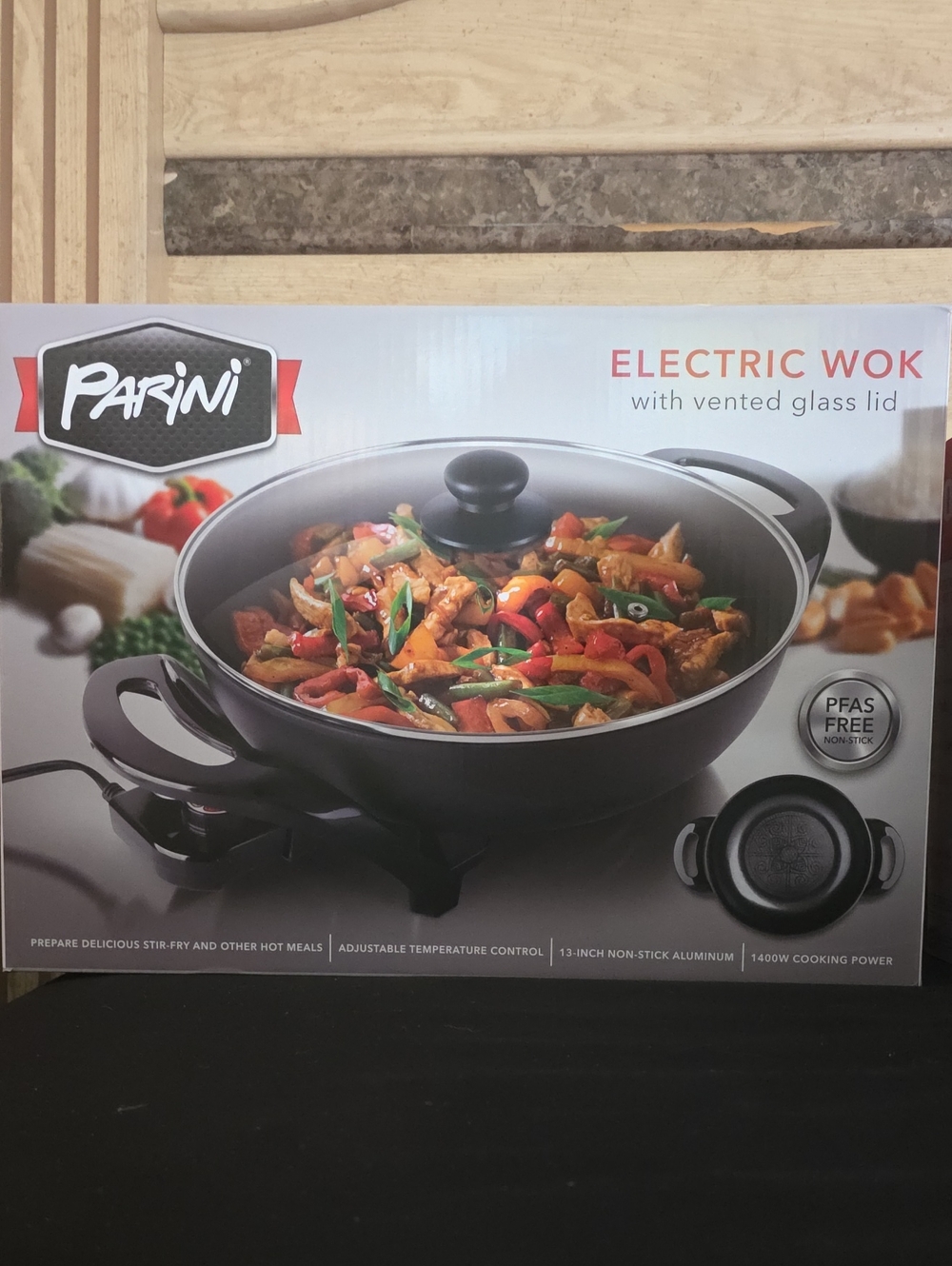 Electric Wok with Vented Glass Lid - Black Brand New Upopened $50
